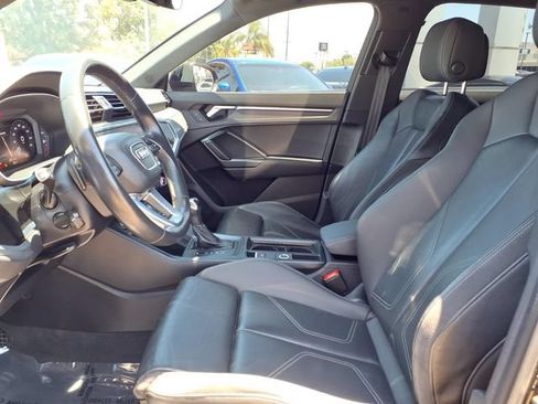 Used 2021 Audi Q3 2.0T Premium w/ Convenience Package AWD/4WD image 19