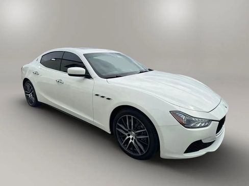 Used 2015 Maserati Ghibli RWD image 6