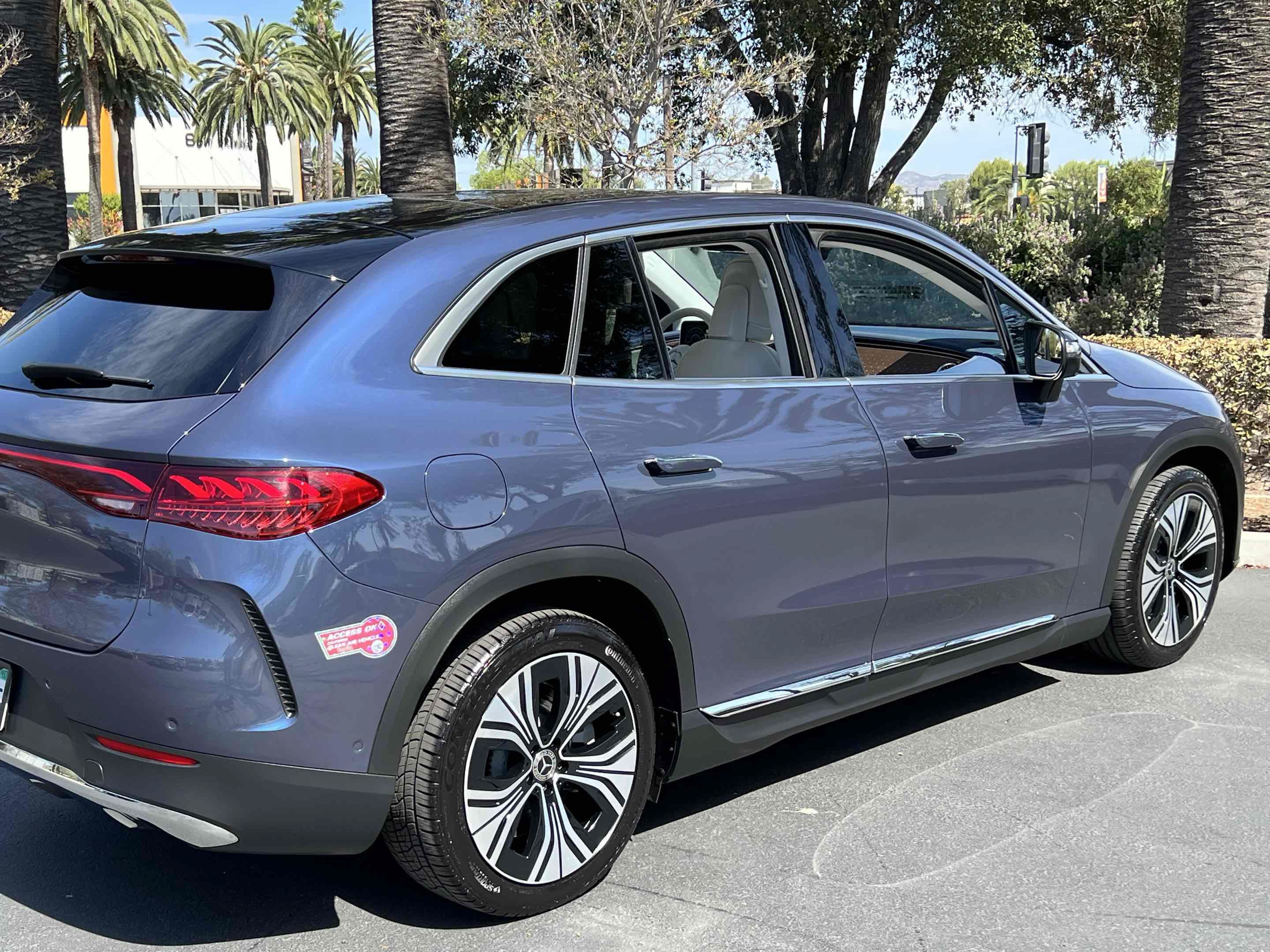 Used 2023 Mercedes-Benz EQE 350+ SUV w/ Exclusive Trim Package image 45