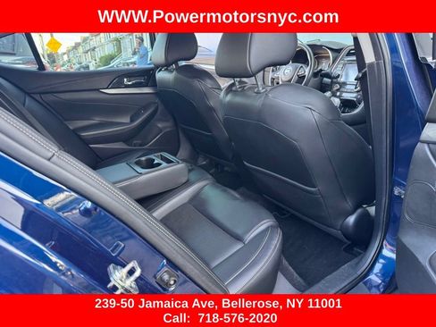 Used 2017 Nissan Maxima 3.5 SV FWD image 27