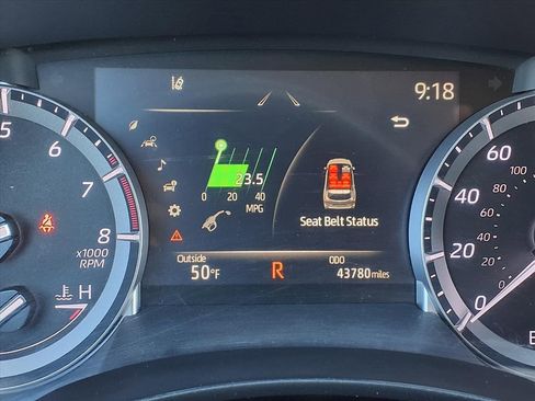 Used 2022 Toyota Highlander XLE image 13