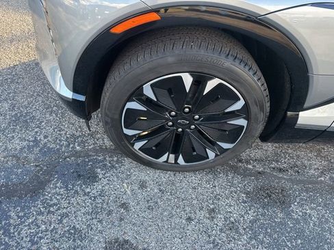 New 2026 Chevrolet Blazer EV RS image 10