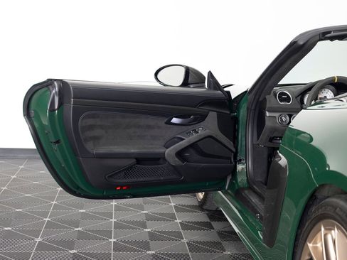 Certified 2025 Porsche 718 Boxster Spyder RS image 13