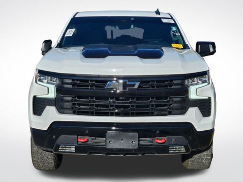 Used 2024 Chevrolet Silverado 1500 LT Trail Boss w/ LT Trail Boss Premium Package image 2