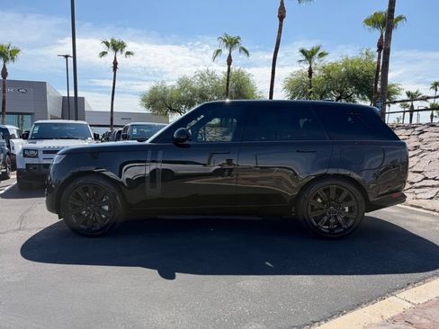 New 2026 Land Rover Range Rover SE AWD/4WD image 3