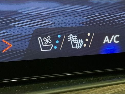 New 2025 Chevrolet Suburban Premier image 20