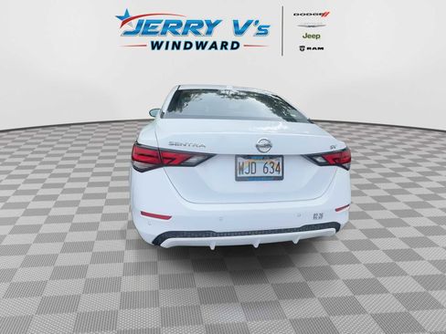 Used 2022 Nissan Sentra SV image 7