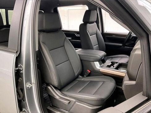 Certified 2025 Chevrolet Silverado 3500 LT image 7