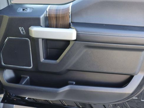 Used 2016 Ford F150 Lariat w/ Equipment Group 502A Luxury image 33