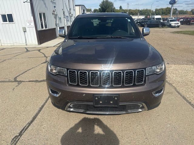 Used 2017 Jeep Grand Cherokee Limited AWD/4WD image 6