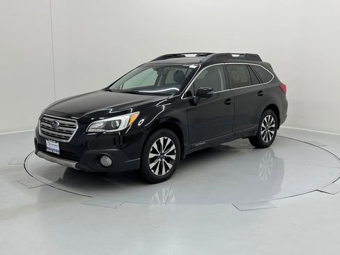 Used 2015 Subaru Outback 3.6R Limited image 2