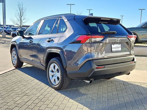 Used 2020 Toyota RAV4 LE image 2
