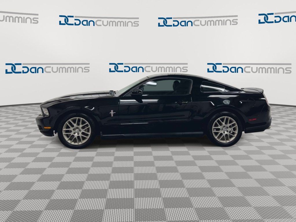 Used 2012 Ford Mustang Premium RWD image 5