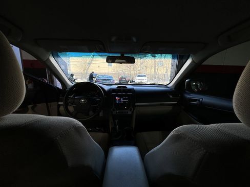 Used 2013 Toyota Camry LE image 13