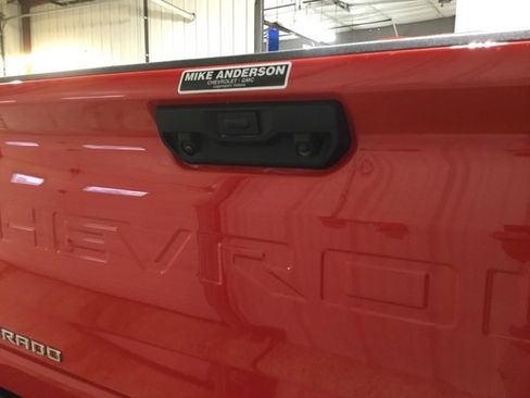 Used 2025 Chevrolet Silverado 3500 W/T image 23