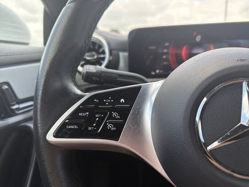 Used 2025 Mercedes-Benz CLA 250 image 24