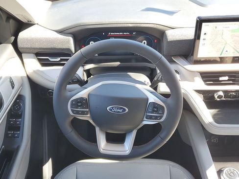 New 2026 Ford Explorer Active w/ Active Comfort Package image 29