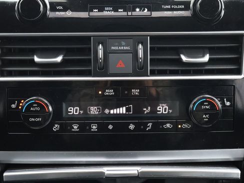 Used 2024 INFINITI QX80 Luxe image 18