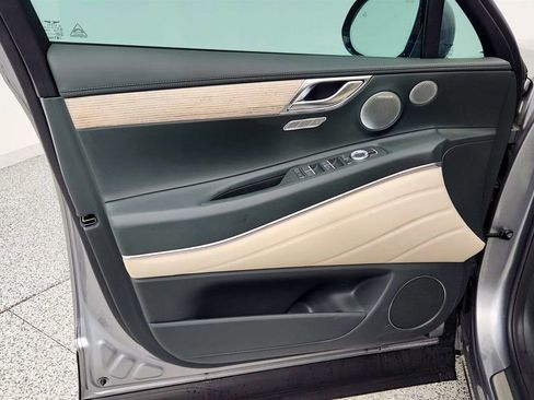 Used 2025 Genesis GV80 2.5T Advanced image 11