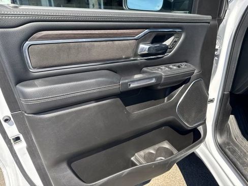 Used 2025 RAM 1500 Laramie w/ Sport Appearance Package AWD/4WD image 17