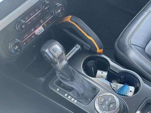 Certified 2021 Ford Bronco Badlands image 17