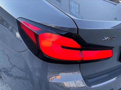 Used 2021 BMW 530i xDrive w/ Convenience Package image 23
