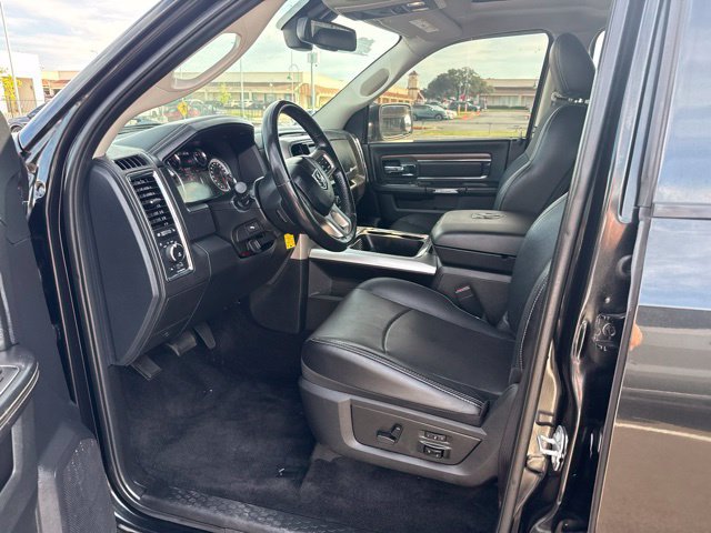Used 2017 RAM 1500 Laramie AWD/4WD image 16