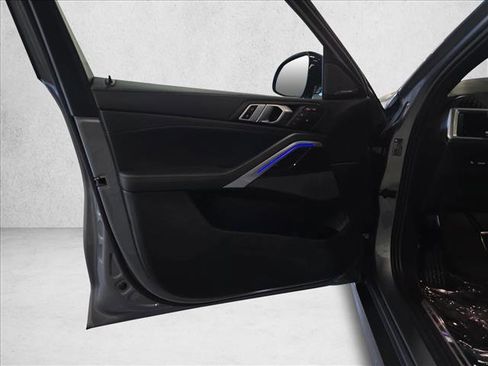 Used 2025 BMW X6 xDrive40i image 29