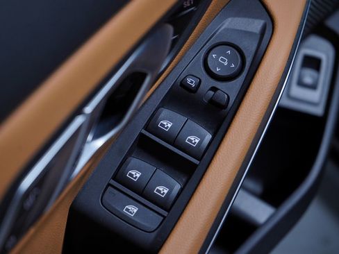 Used 2022 BMW 330e w/ Premium Package image 17