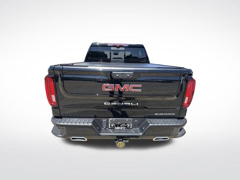 Used 2023 GMC Sierra 1500 Denali w/ Denali Reserve Package AWD/4WD image 9