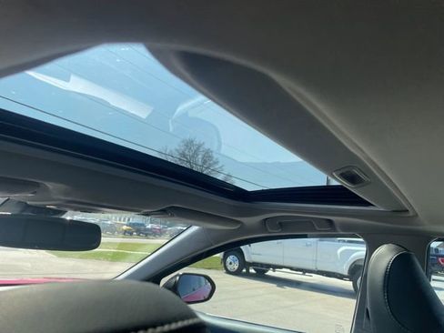 Used 2023 Toyota Camry SE image 13