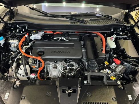 Used 2026 Honda CR-V Sport image 32