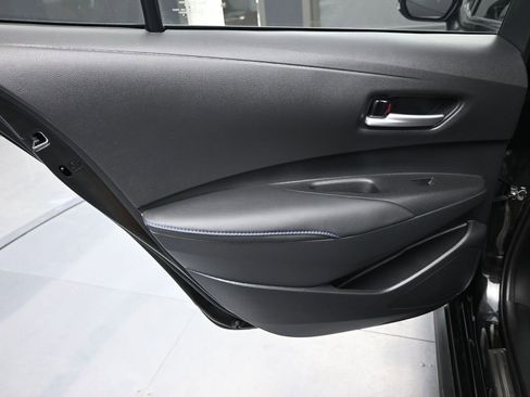 Used 2022 Toyota Corolla SE image 18