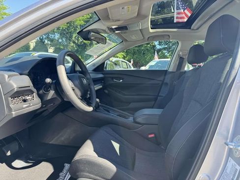 Certified 2023 Honda Accord EX image 14