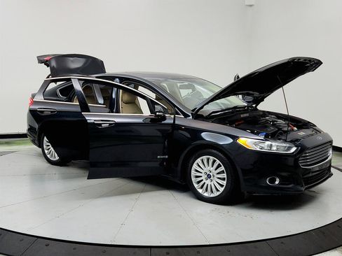 Used 2014 Ford Fusion Energi SE image 10