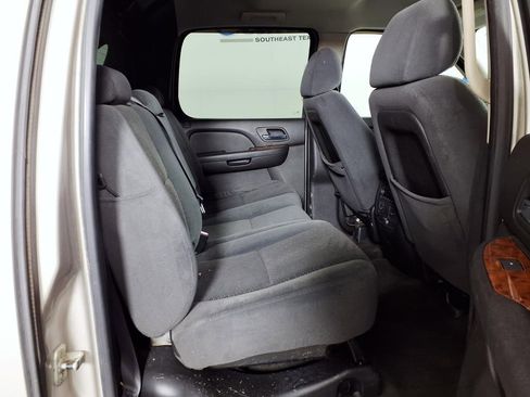 Used 2007 Chevrolet Avalanche LT image 12