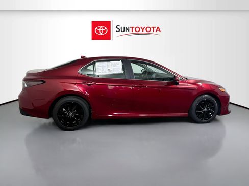 Used 2021 Toyota Camry LE FWD image 2