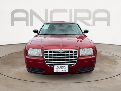 Used 2009 Chrysler 300 LX RWD image 5