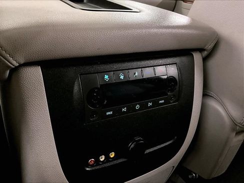 Used 2012 Chevrolet Suburban LT AWD/4WD image 34