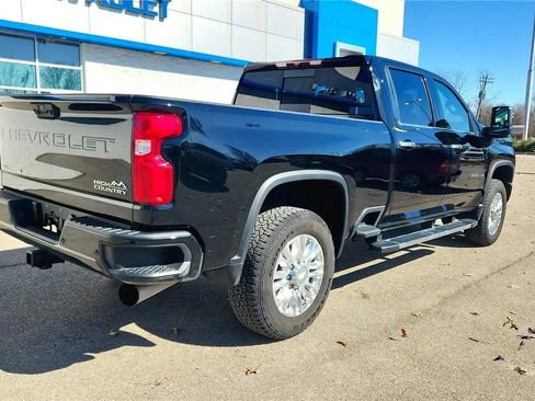 Used 2022 Chevrolet Silverado 3500 High Country w/ Safety Package II image 10
