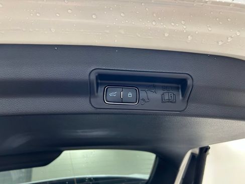 New 2027 Ford Explorer Platinum AWD/4WD image 32