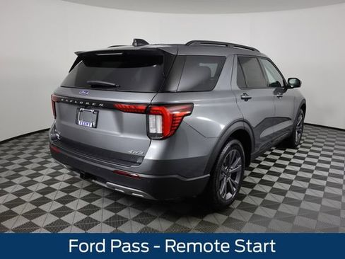 New 2026 Ford Explorer Active image 3