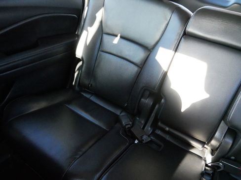 Used 2022 Honda Pilot EX-L image 12