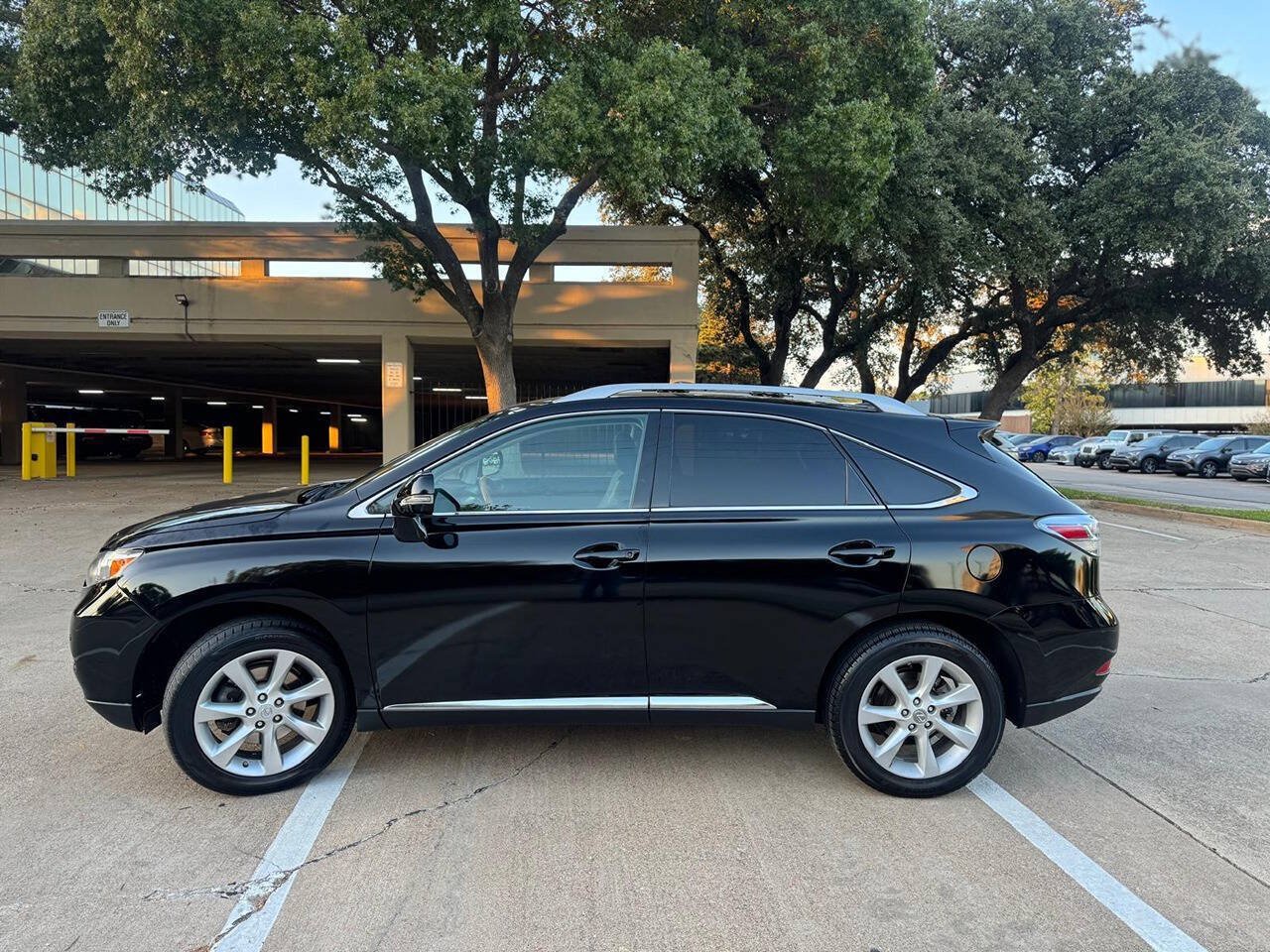 Used 2011 Lexus RX 350 2WD w/ Premium Pkg image 5