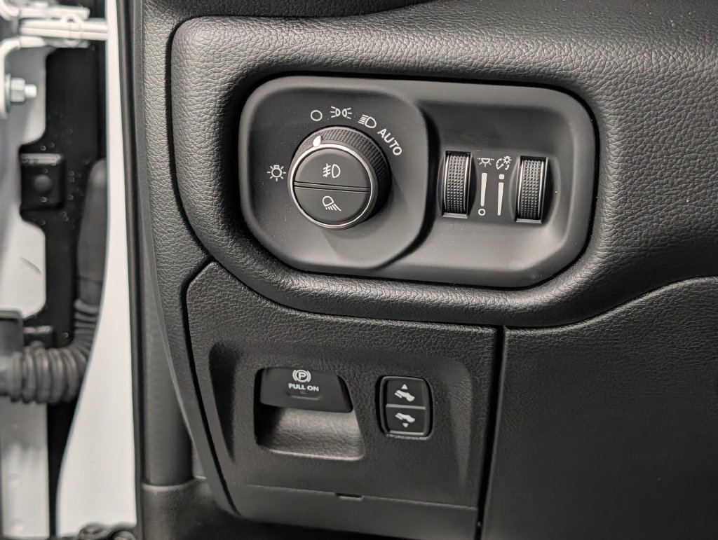 Used 2026 RAM 1500 Laramie w/ Sport Appearance Package AWD/4WD image 22