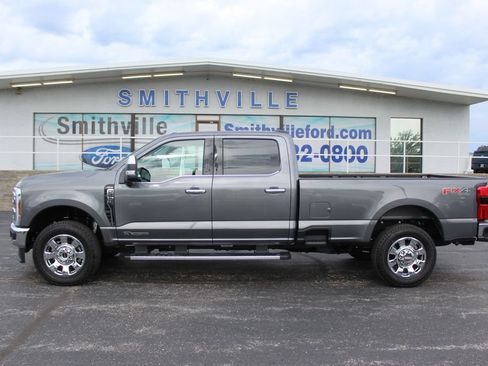 New 2026 Ford F350 Lariat w/ Lariat Premium Package AWD/4WD image 2