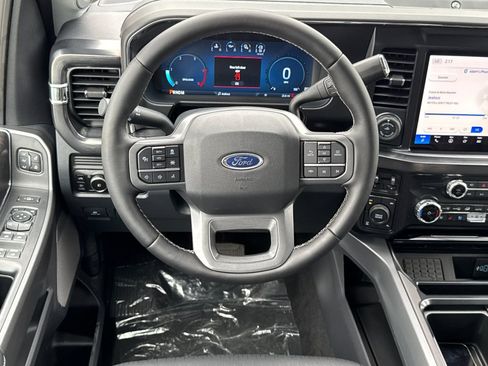 New 2026 Ford F250 Lariat w/ Black Appearance Package image 15