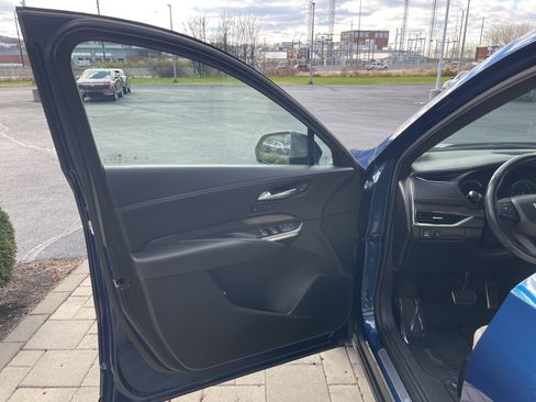 Used 2019 Cadillac XT4 Sport image 41