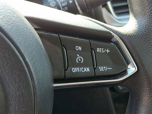 Used 2017 MAZDA MAZDA3 Sport image 21