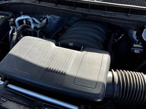 Used 2024 Chevrolet Tahoe High Country image 32